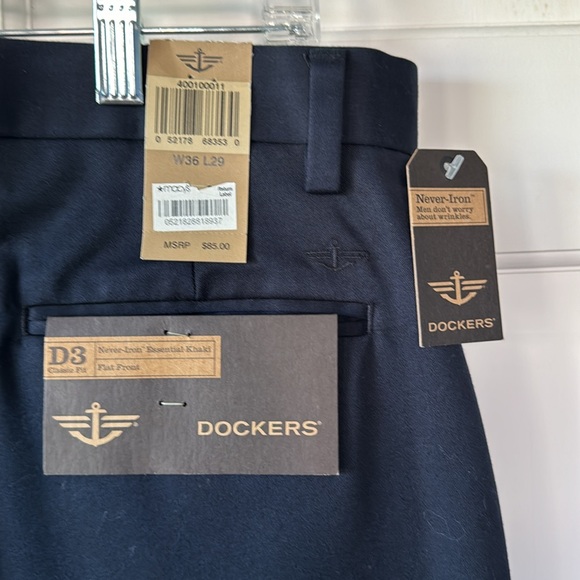 Dockers D3 Classic Fit Never-Iron Essential Kahaki Pants. NWT. 36x29 - Picture 2 of 8